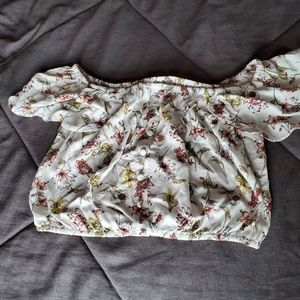 Crop Top - Closing Account Make Offer